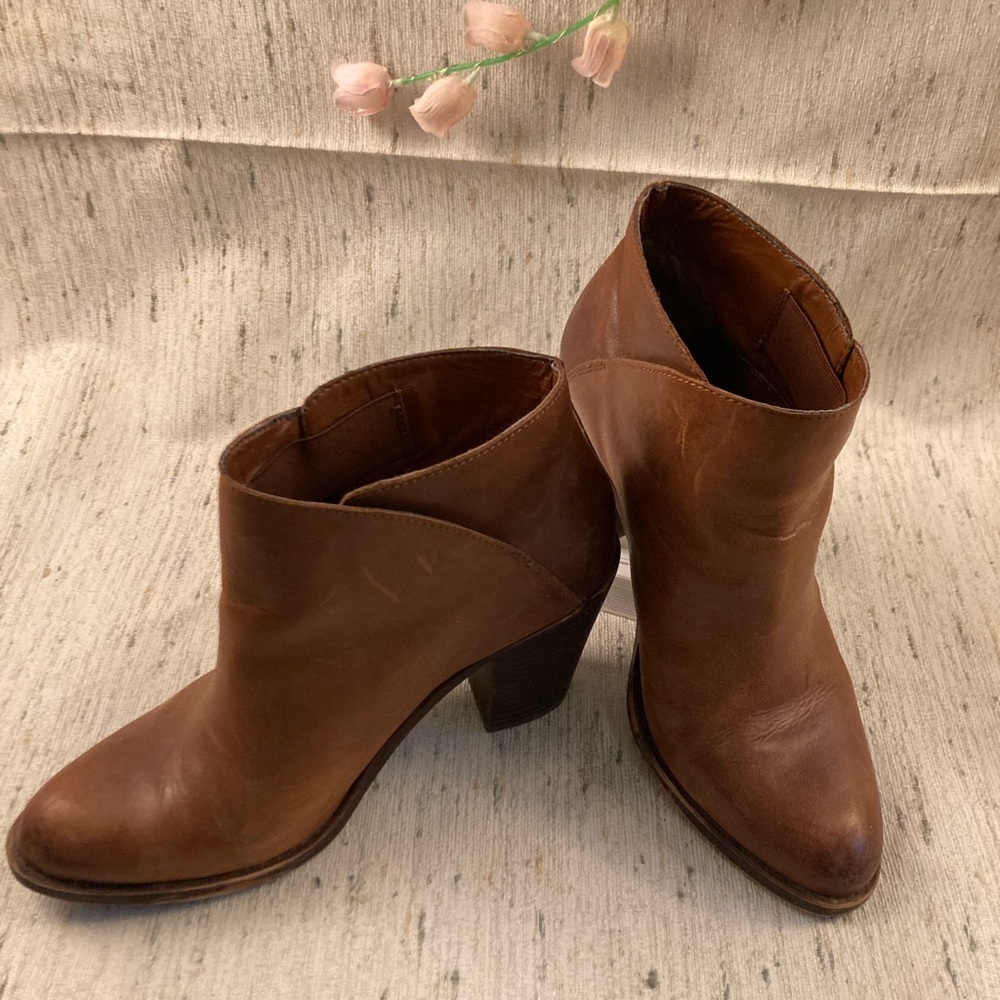 Lucky Brand - Boots - Brown - Size 9